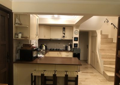 Looking towards the kitchen